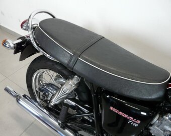 Triumph Bonneville T 100 - 7