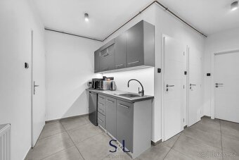 Pronájem obchodní prostory, 174 m2 - Nový Bor, ev.č. 01185 - 7