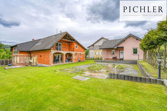 Prodej stavebního pozemku 1022 m² se stavbou - 7