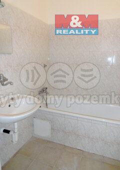 Pronájem bytu 3+1, 75 m², Hradec Králové, ul. Pražská třída - 7