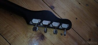 Baskytara IRIS BASS - 7