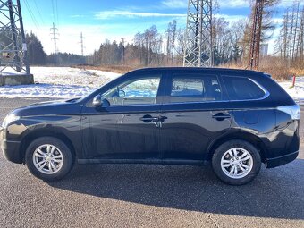 Mitsubishi Outlander 3 2.2 Di-D 4x4 tažné - 7