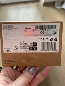 Dyson Airstrait - 7