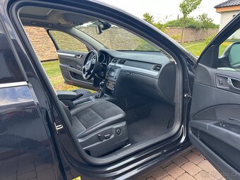 ŠKODA Superb 2.0 TDI Elegance - 7