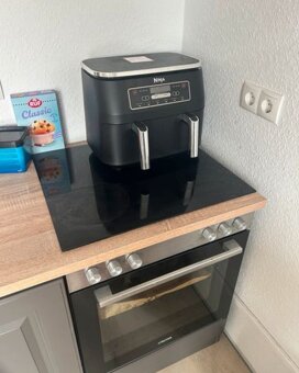 Nová šedá kuchyňská linka se spotřebiči,5648 - 7