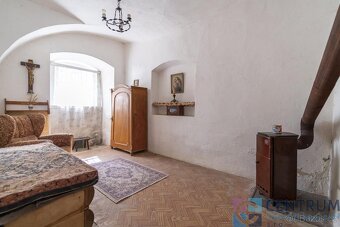 Prodej hospodářské usedlosti 450m2 - 7