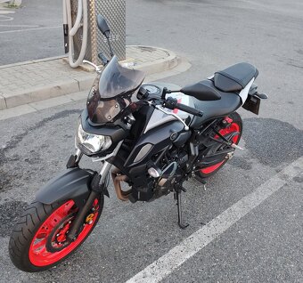 Yamaha MT07 - 7
