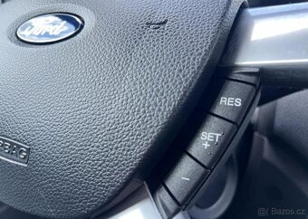 Ford Kuga 2.0TDCi PANORAMA KŮŽE ALU manuál 103 kw - 7