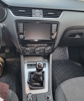 Škoda Octavia 3 2.0TDI 110kw Elegance Columbus - 7