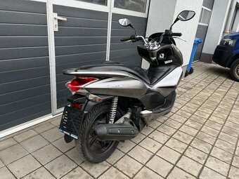 Skútr Honda PCX 125 CZ doklady r.v.2010 - 7