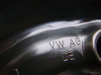 Letní sada - originál Škoda VW 5x100 6Jx15 ET38 6R0601027 - 7