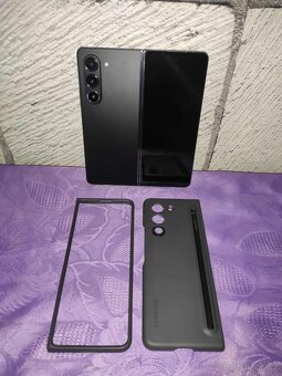 Samsung Galaxy Z FOLD 5 - 7