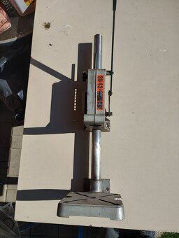 Stojan na vrtačku SU43 - 7