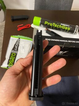 Prodám airsoft zbraň Combat Master - 7