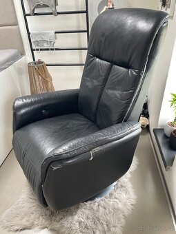 Černé polohovací křeslo IKEA - 7