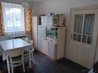 Rodinný dům se zahradou v obci Litobratřice - 7