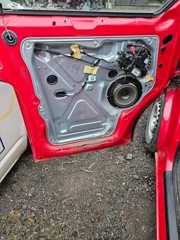 Levé přední dveře VW T5 T5.1 T6 - 7