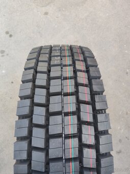 Nákladní pneu Otani 315/70 r22,5  154/150L - 7