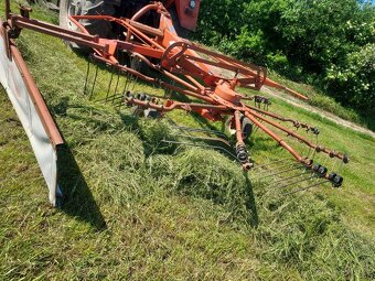 Shrnovač sena Kuhn GA 3501GM - 7