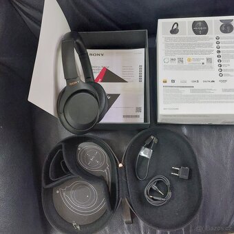 Sluchátka Sony WH-1000XM4,pouzdro,krabice,krásný stav - 7