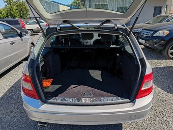 Mercedes-Benz Třídy C
220CDI - 7