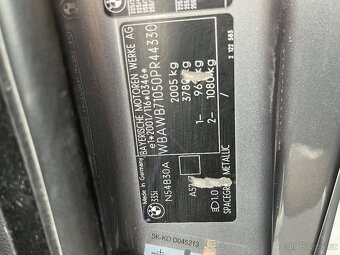 BMW e92 335i RWD Manuál - 7