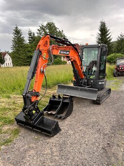 Pásový Bagr Develon DX35Z7 - 7