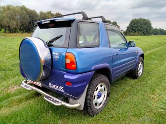 Toyota RAV4 2.0 4x4 - 7