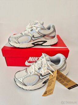 Nové dámské tenisky Nike, velikost 38,5 - 7