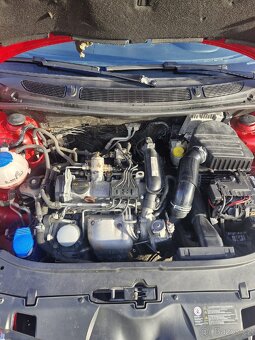 Škoda Roomster 1.2 TSI 63KW 68... Najeto - 7