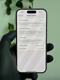 iPhone 15 Pro 128GB eSIM bílý titan - 7