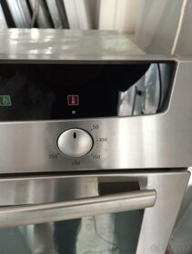Prodam vestavenou troubu neff - 7