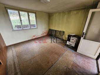 Prodej chaty 90 m², Praha – vlastní pozemek 647 m², klid a z - 7