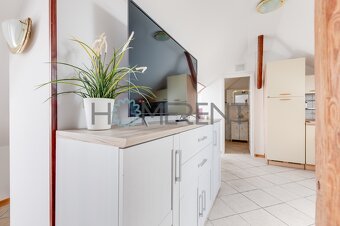 Útulná a plně zařízená garsonka u Stromovky – 1kk, 39 m², Pr - 7