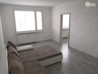 Pronájem moderního bytu 3+1 s lodžií v Jičíně - 7