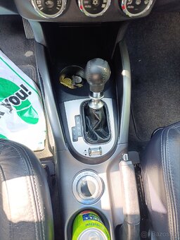 PEUGEOT 4007 2,2 hdi , 4x4 , AWD,7 míst ,automat - 7