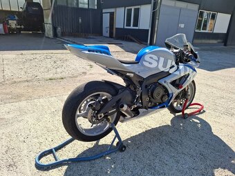 Suzuki GSX-R 750, r. v. 2009 - 7