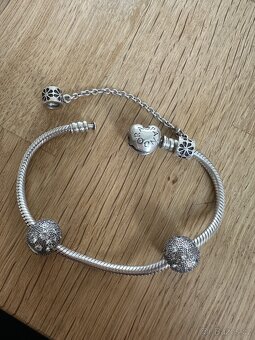 Stříbrný klip na Pandora náramek - 7