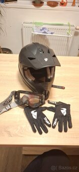 Krosová helma - 7