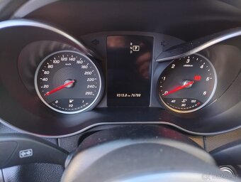 Mercedes C220d 4matic najeto 73000 Top stav - 7