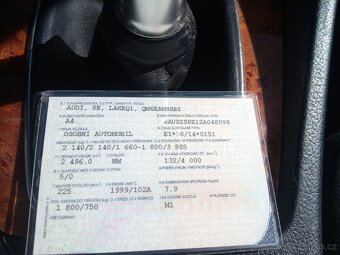 Audi A4 2.5TDi quattro - 7