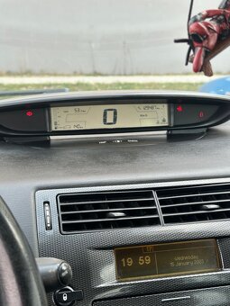 Citroen c4 najeto 129 tisíc - 7