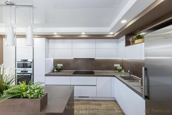 Na prodej, vila 9+2, Praha-Suchdol - 7