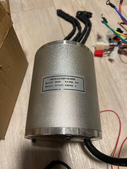 Elektromotor (3000w 48-72V ) + řídící jednotka - 7