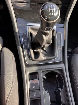 Volkswagen Golf variant 2.0tdi 110kw - 7