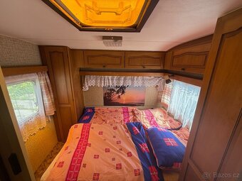 Velký karavan na pevné stání - 7