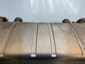 Titanový muffler M3CS G80, poškrabaný zespod - 7