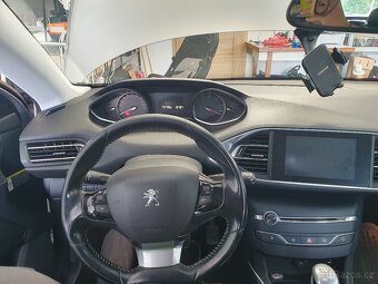 Peugeot 308 - 7