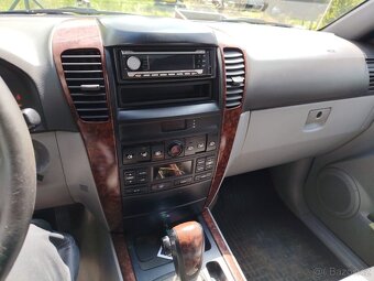 Kia Sorento - 7