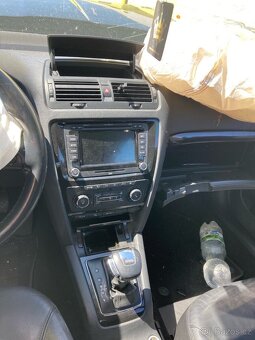 Škoda Octavia 2 Facelift 2.0tdi - 7
